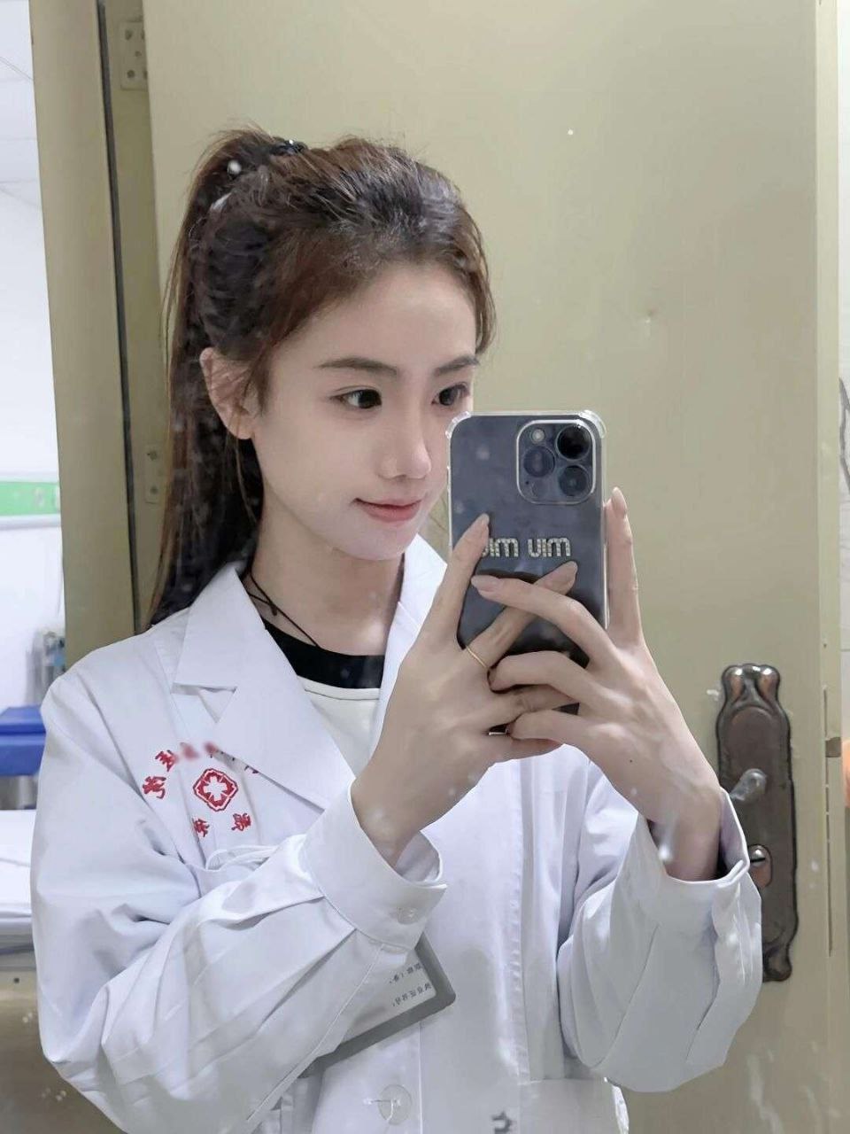 海洋中的智慧精灵：海豚的10个秘密，颠覆你对“萌物”的认知