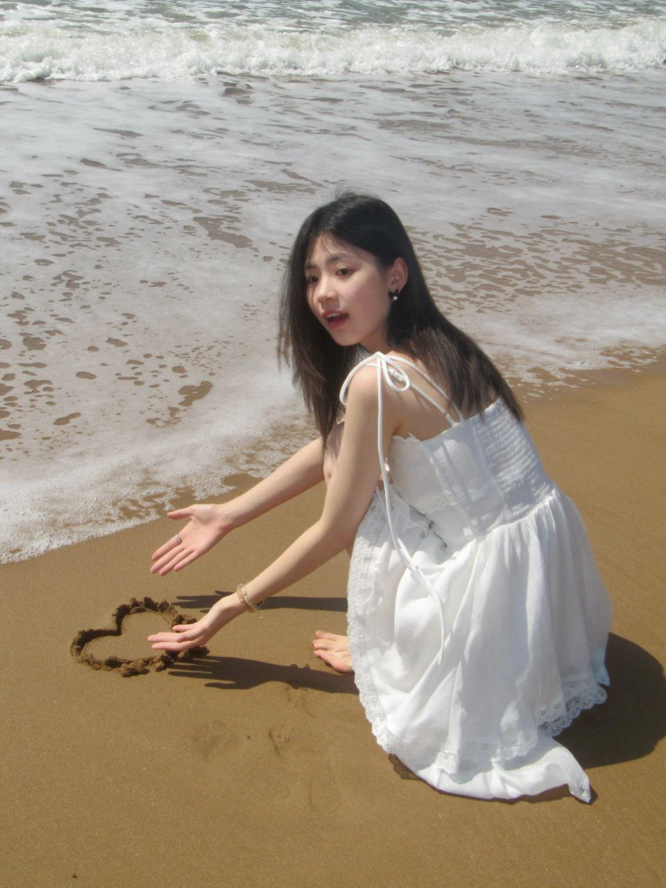 红旗H5销量暴涨背后：是情怀的胜利，还是国货的真正崛起？